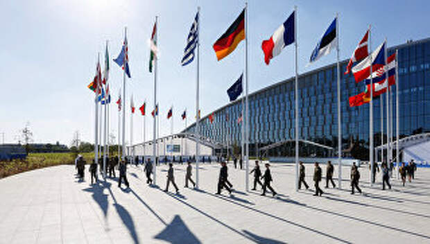 На полях саммита НАТО в Брюсселе