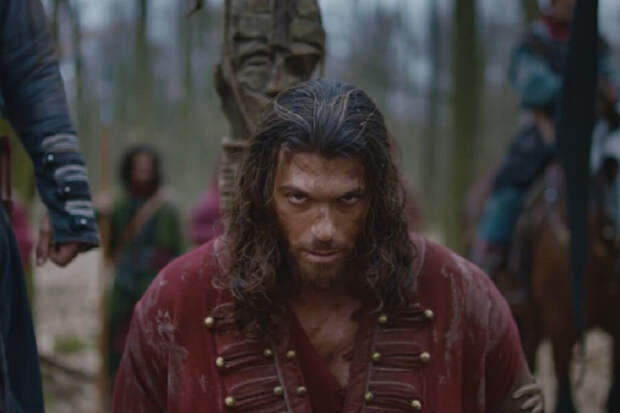 Турецкого актера Джана Ямана задержали с наркотиками