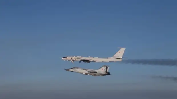Противолодочные самолеты Ту-142 ВМФ РФ совершили облет Баренцева, Норвежского, Северного морей