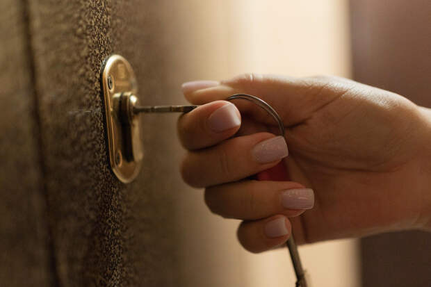 Россиянка захотела заработать на продаже жилья и попала под суд