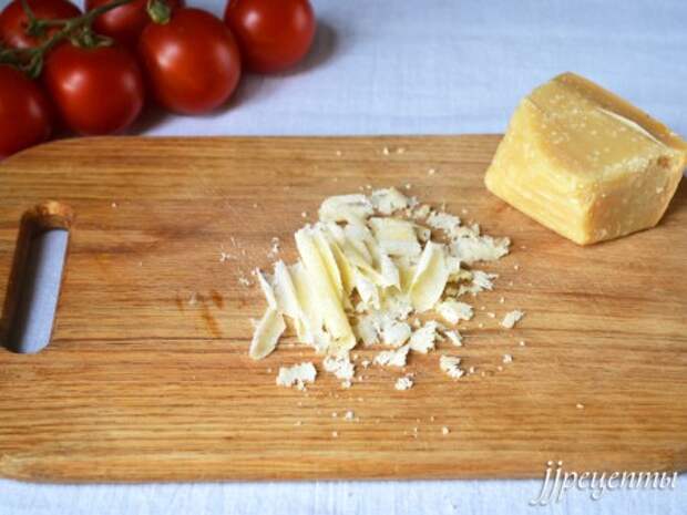 Сыр пармезан фото