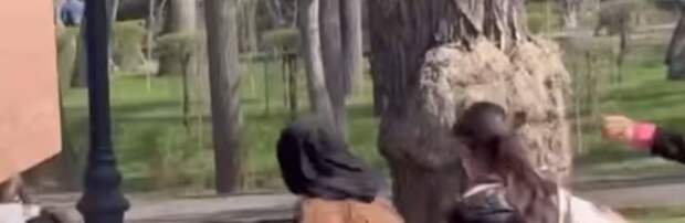 Подросткам из резонансных видео в Алматы грозит выдворение из страны