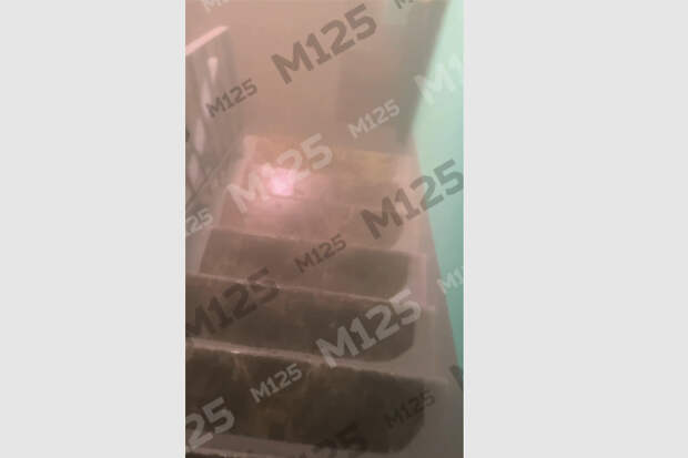 В Москве подъезд многоквартирного дома превратился в баню