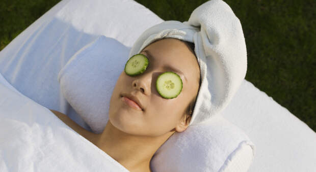 Почему постоянное «стань лучше» разрушает женщину