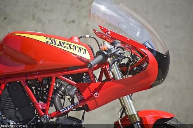 Тюнингованный мотоцикл Radical Ducati 900 TT