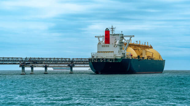 Bloomberg пишет о "редком случае": Новые танкеры везут нефть из России