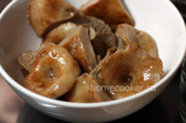 Маринованные грузди Gotovye marinovannyh gruzdi 300x200 Маринованные грузди