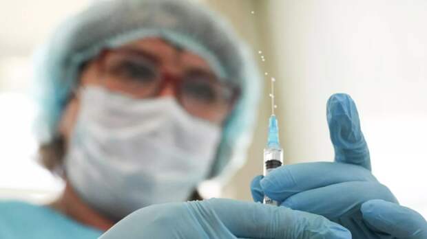 Первый пациент в России получил пептидную вакцину «Онкопепт» от рака