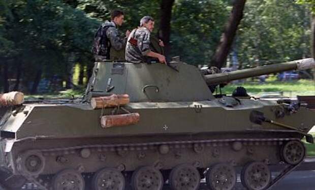 Боевики размещают "Грады" в жилых районах городов Донбасса - СНБО Боевики размещают "Грады" в жилых районах городов Донбасса - СНБО