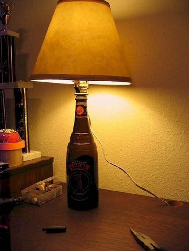 Удивительные вещи из винных бутылок