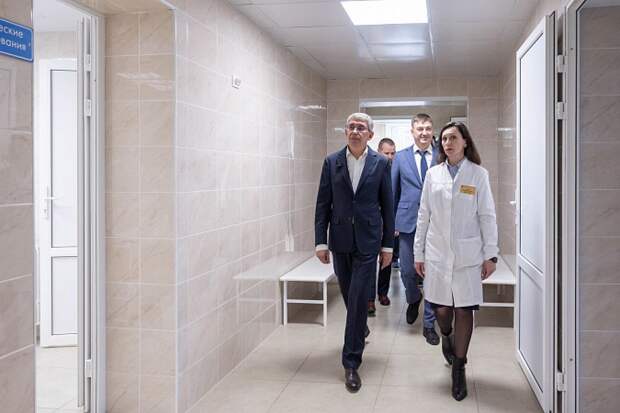 Губернатор Тульской области осмотрел обновленную поликлинику в Туле