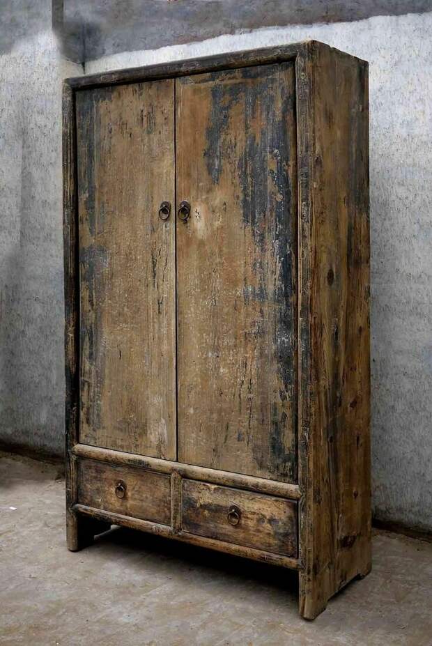 Шепот из шкафа. Страшная история.