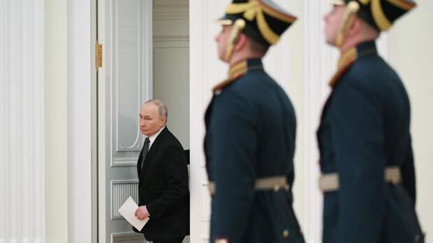 Путин переиграл Трампа в его же игре. США "придется выкинуть белый флаг"