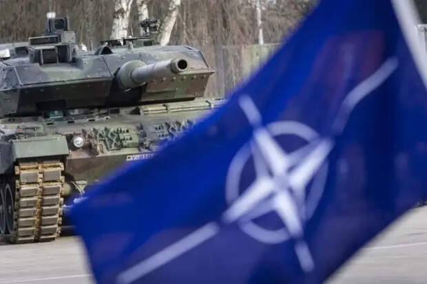 Брюссель собирает экстренный саммит для разработки военной стратегии: Евросоюз намерен «милитаризироваться»