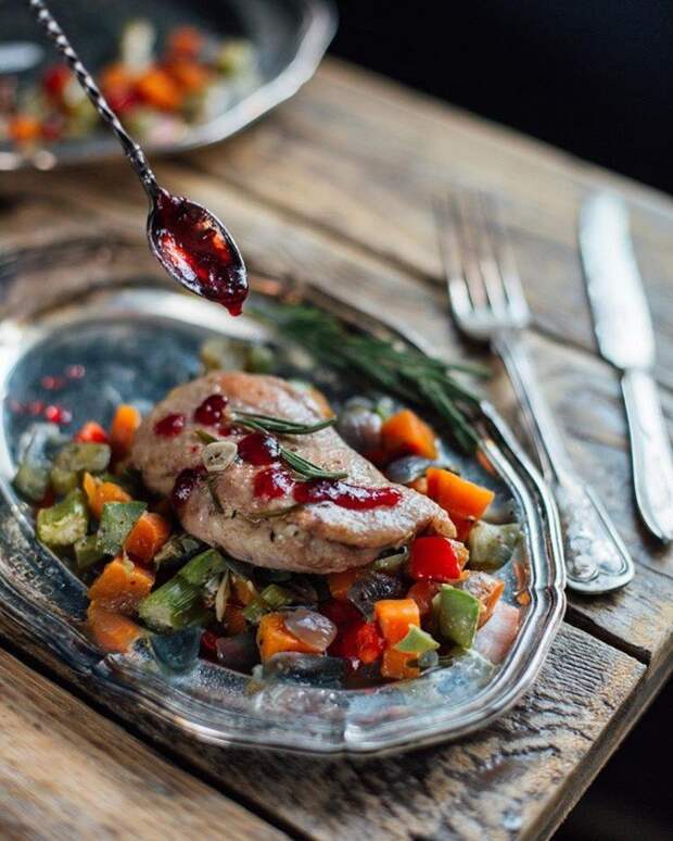 Горячий Новый год: основные блюда на любой вкус