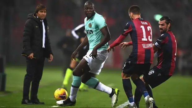 «Интер» вырвал победу в матче Серии А с «Болоньей» благодаря пенальти в компенсированное время