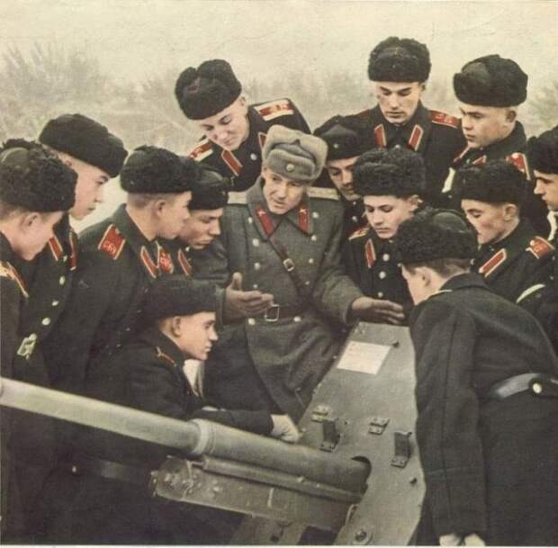 Подборка фотографий из архива популярного в СССР журнала «Огонек»