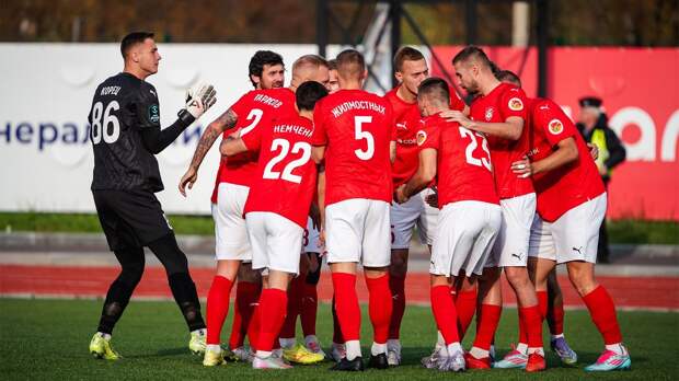 Костромской «Спартак» и «Шинник» сыграли вничью