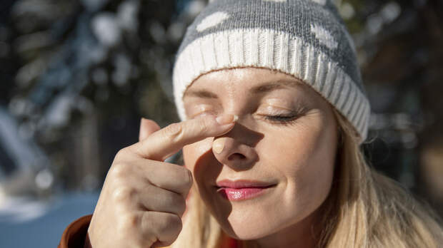 Врач Шмелёва: зимой кожу лица нужно увлажнять