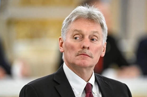 Песков: Россия совершенствует меры защиты нефтяных объектов от атак Киева