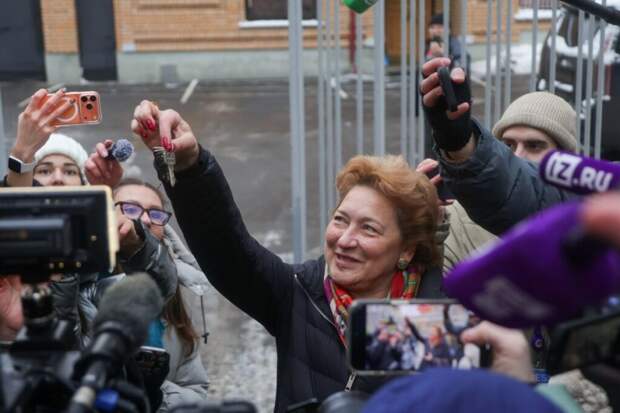 Лурье планирует взыскать с Долиной расходы на судебные тяжбы