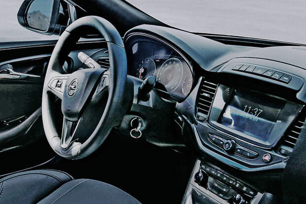 Новый Opel Astra: первое фото салона - Фото 1