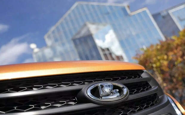 Сможет ли Lada Azimut обойти «китайцев» и изменить рынок кроссоверов?