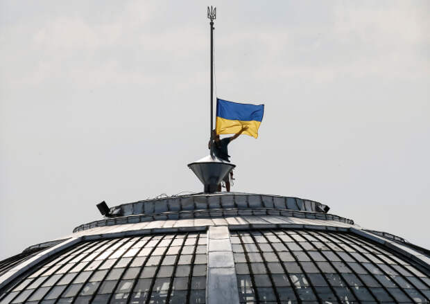 На Украине возбуждено дело против турецких политиков из-за визита в Крым На Украине возбуждено дело против турецких политиков из-за визита в Крым