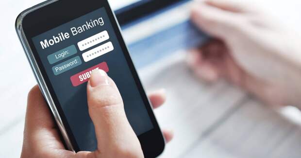 Охват банковских приложений среди россиян старше 65 лет увеличился на треть