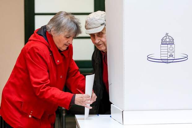NVI: явка на парламентских выборах в Венгрии превысила 54%