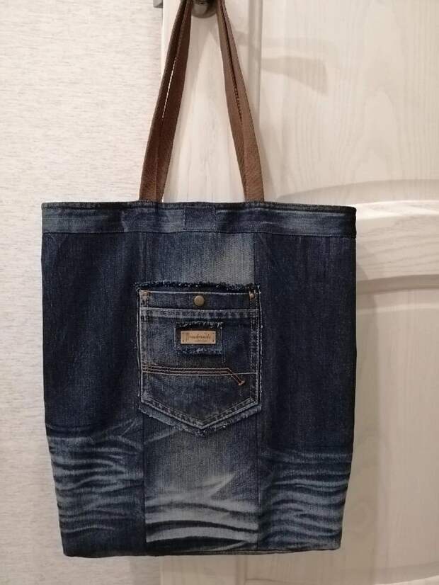 Приходило ли вам когда-нибудь в голову, что старые джинсы могут стать отличным материалом для создания  стильных сумок.-12