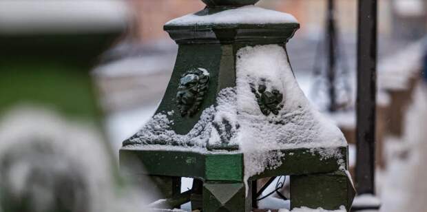 "Анфилада" очистит памятники Петербурга от граффити