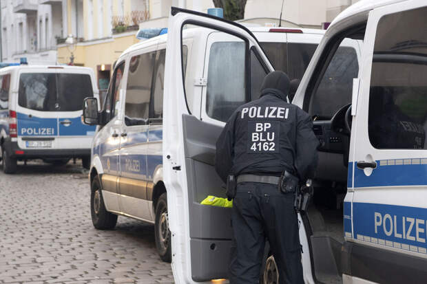 В Германии судят мужчину, который удерживал и насиловал девушку более 48 часов