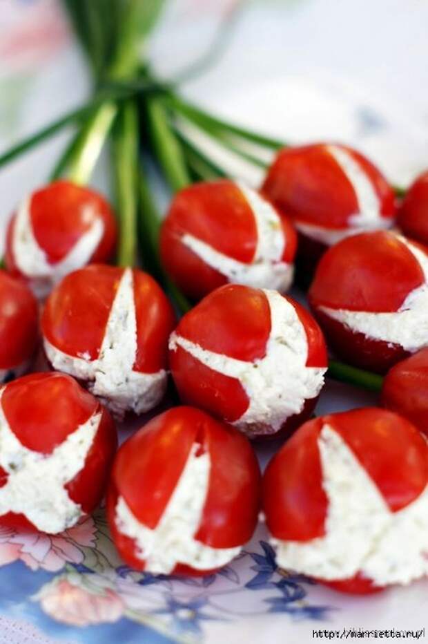Розы и корзинки из ветчины, тюльпаны из помидоров и другие красивые вкусности (33) (465x700, 197Kb)