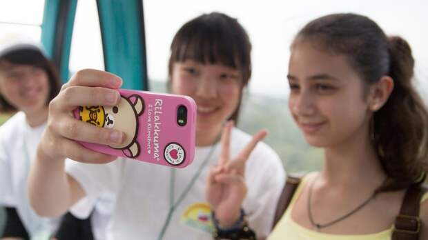 Психолог Дугенцова раскрыла, чем зависимость от гаджетов опасна для ребёнка