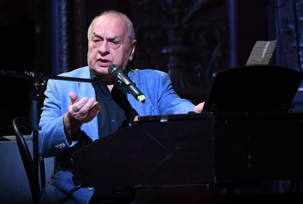 Винокур назвал Оганезова человеком-легендой