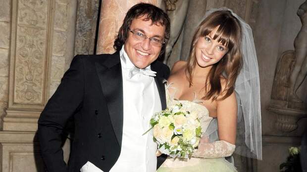 Полина Диброва раскрыла детали отношений с бывшим мужем: «Ювелирно сделали наш развод»