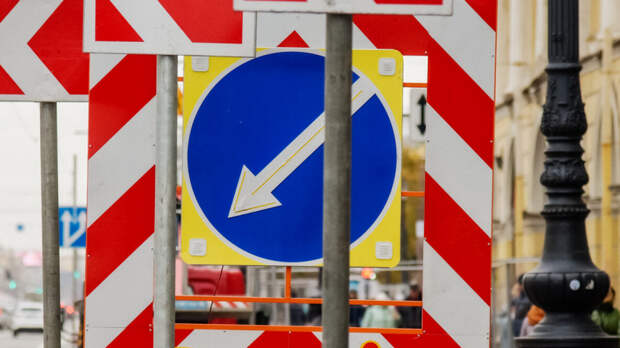 Где закроют и ограничат проезды в Петербурге с 21 марта 2026