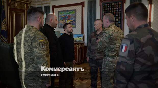 "Это неправда. Вранье". Что ответил ИИ на новость СВР РФ о передаче Украине ядерной бомбы Францией и Британией