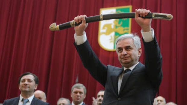 Новый президент Абхазии отправил правительство в отставку