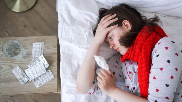 Вирус меняется: Онищенко рассказал о ситуации с гриппом в России