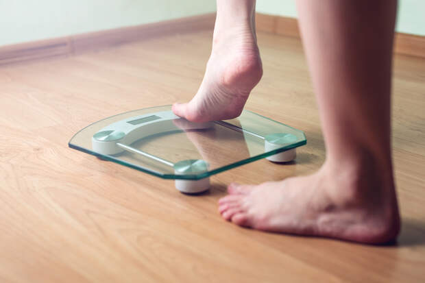 Россияне отказались от секса из-за лишнего веса