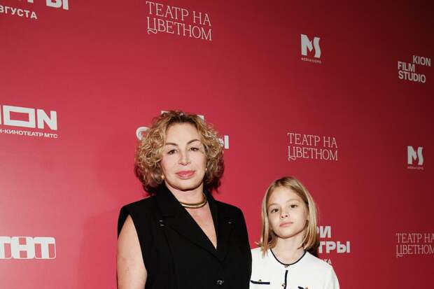 Дочь Тимати Алиса призналась, что копит деньги на квартиру своей мечты