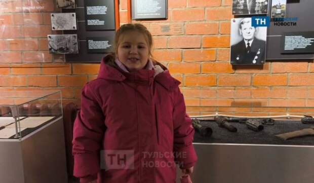 Тулячка Ульяна Соболева поздравила отца с Днём защитника Отечества стихами