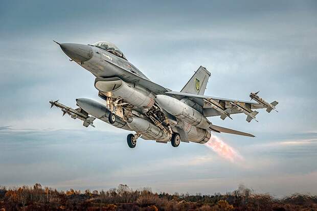 MWM: Пилотов из США и Нидерландов отправили на Украину из-за больших потерь F-16