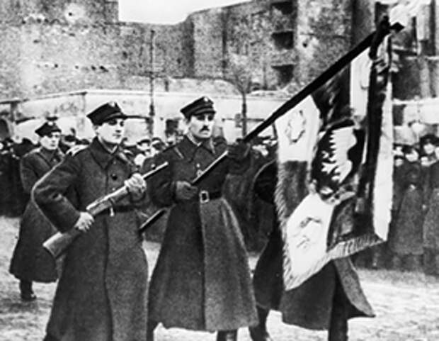 75 лет назад, 17 января 1945 года советско-польские войска очистили Варшаву от гитлеровцев