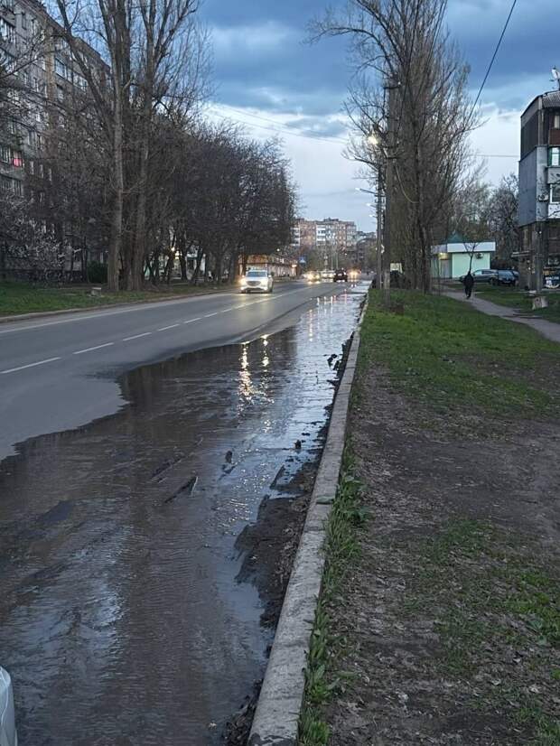 Кто там в Макеевке просил воду?