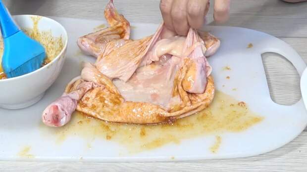 Курица на праздничный стол: 5 блюд из одной тушки