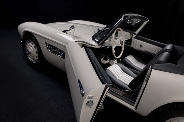 BMW 507: восстановленное авто Элвиса 