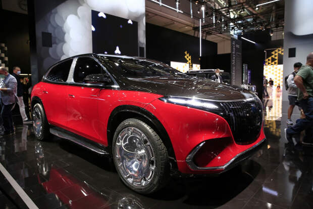 Концепт Mercedes-Maybach EQS